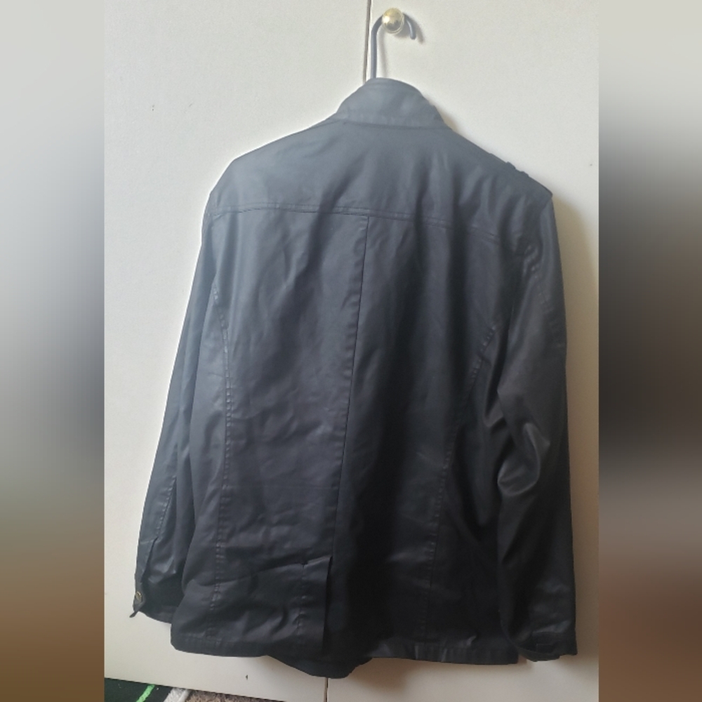 Black Leather Jacket with Zipper Pockets - Picture 3 of 4